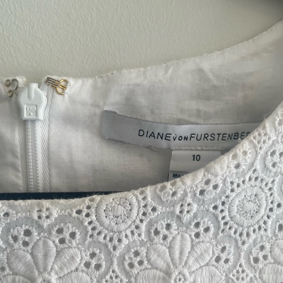 Diane Von Furstenberg white lace dress size 10 - Picture 3 of 9